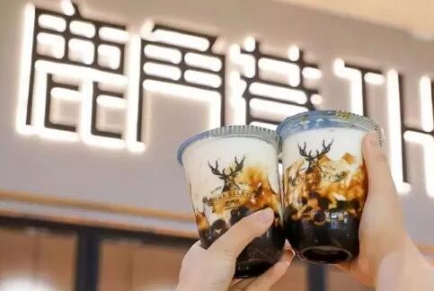 花5萬加盟奶茶店反成商標(biāo)侵權(quán)？原因出在商標(biāo)旁邊的這個(gè)標(biāo)識(shí)！